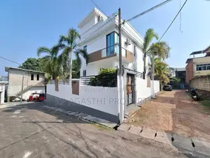 with furnitured an fully AC luxury house for sale in dehiwala
