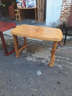 Nippon Plastic Dining Tables