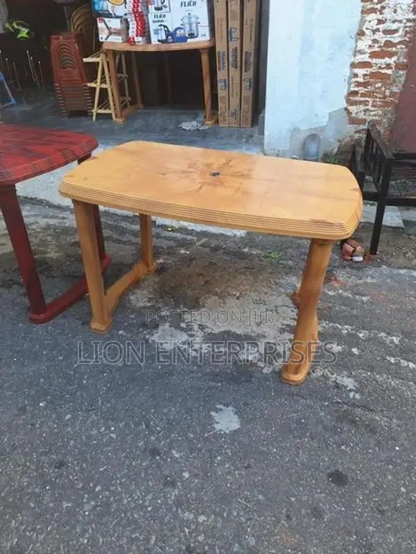 Nippon Plastic Dining Tables