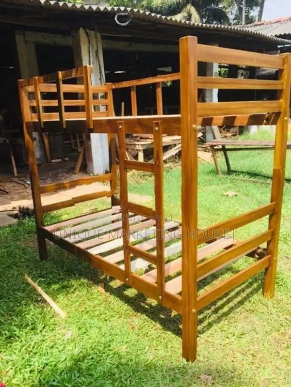 MODERN WOODEN HI-QUALITY BUNK BEDS