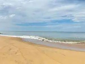 Beach Land for Sale in Puttalam