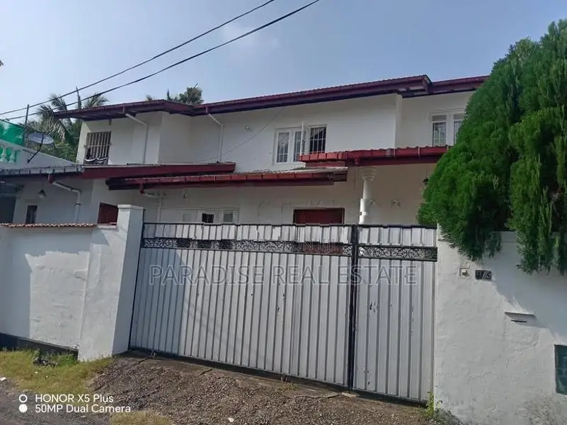 2 Storey Unit House for Sale Mountlavinia Close to Galle Road