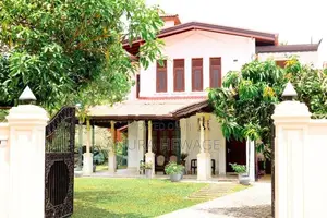 House with Large Garden of 20p, greater Kaduwela. (ID: KADU011)