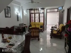 2 Storey House for Sale Mount Lavinia Close to Temples Road