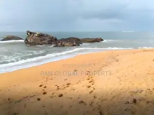 Beach Land for Sale in Galle