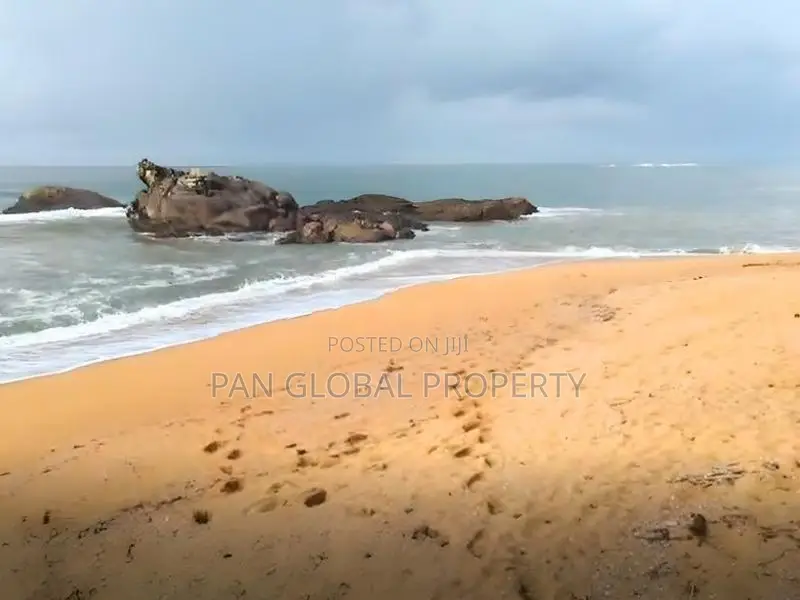 Beach Land for Sale in Galle
