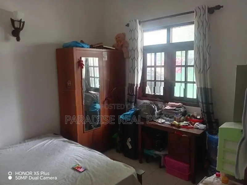 2 Storey House for Sale Mount Lavinia Close to Temples Road