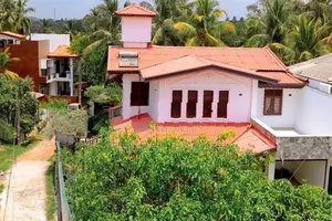කඩුවෙල, පර්චස් 20 ක විශාල උද්‍යානයක් සහිත නිවසක් විකිණීමට. (ID:KADU011