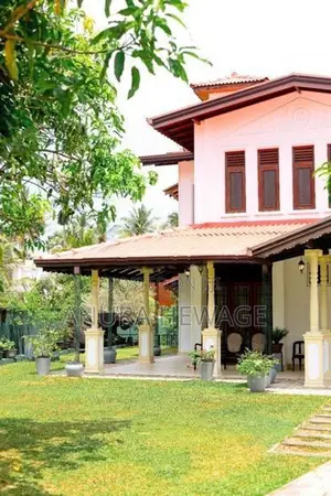 House with Large Garden of 20p, greater Kaduwela. (ID: KADU011)
