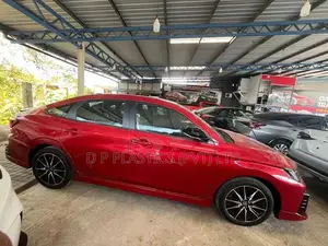 Toyota Yaris Ativ HEV GR Sport 2025