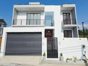 Modern Designed Luxury Three Storey House for Sale - Kahathuduwa