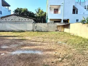 9 Perches Residential Bare Land for Sale Boralesgamuwa
