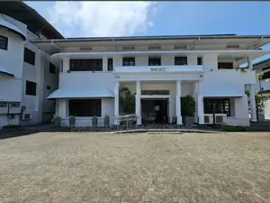 spacious office space building for rent in Colombo 7