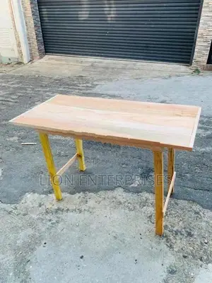 4×2 Alvisia Study Tables
