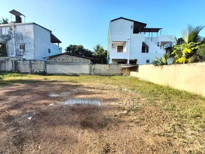 9 Perches Residential Bare Land for Sale Boralesgamuwa