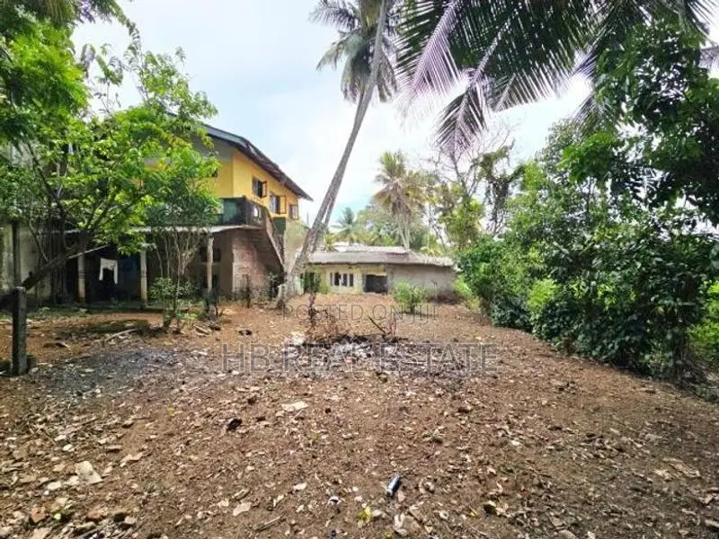 10 Perches Residential Bare Land For Sale Homagama