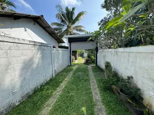 Katubedda Suwarapola House for Sale Moratuwa