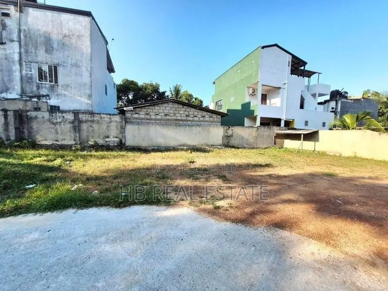 9 Perches Residential Bare Land for Sale Boralesgamuwa