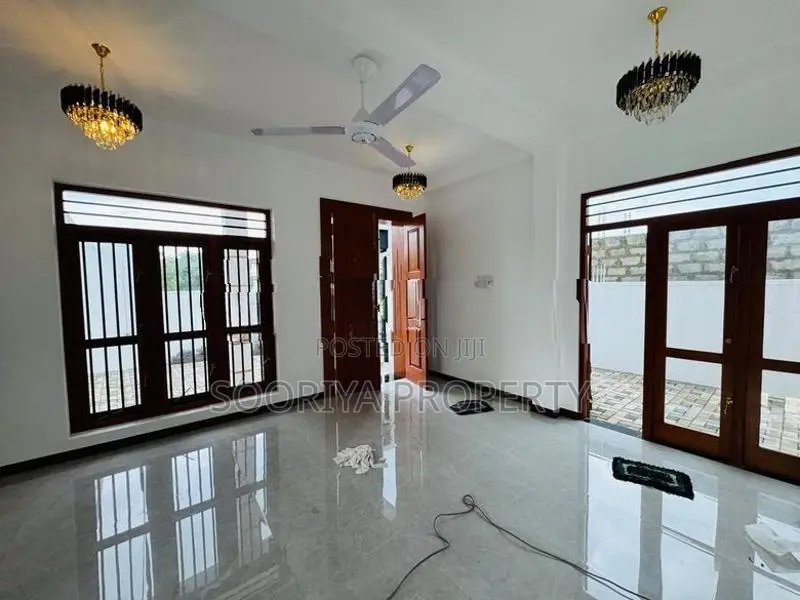 Modern Luxury 2 Storey House for Sale - Piliyandala