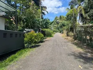 400M to Colombo Road Land for Sale in Piliyandala