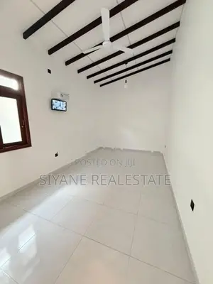Brand New House For Sale in Athurugiriya