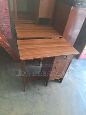 32×18 Melamine office tables