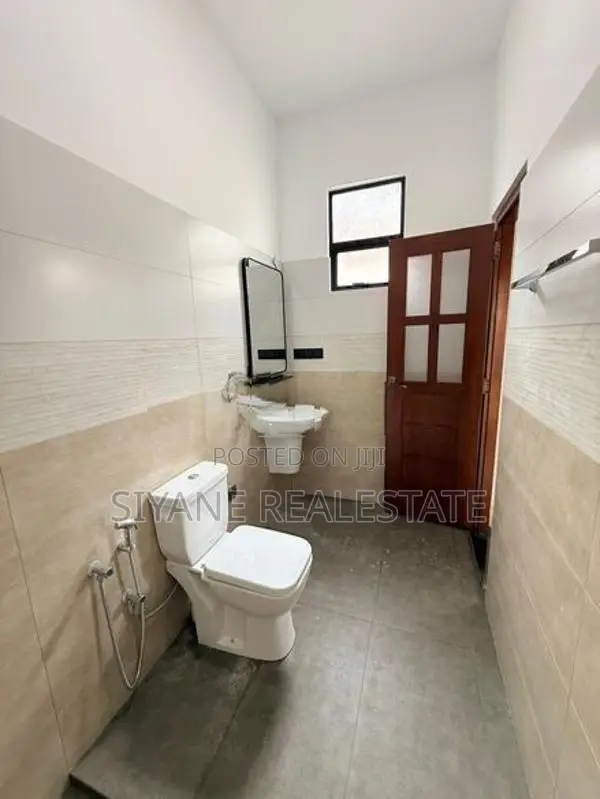Brand New House For Sale in Athurugiriya