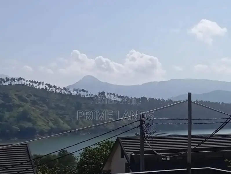 Kandy Victoria Reservoirs luxury Holiday villas