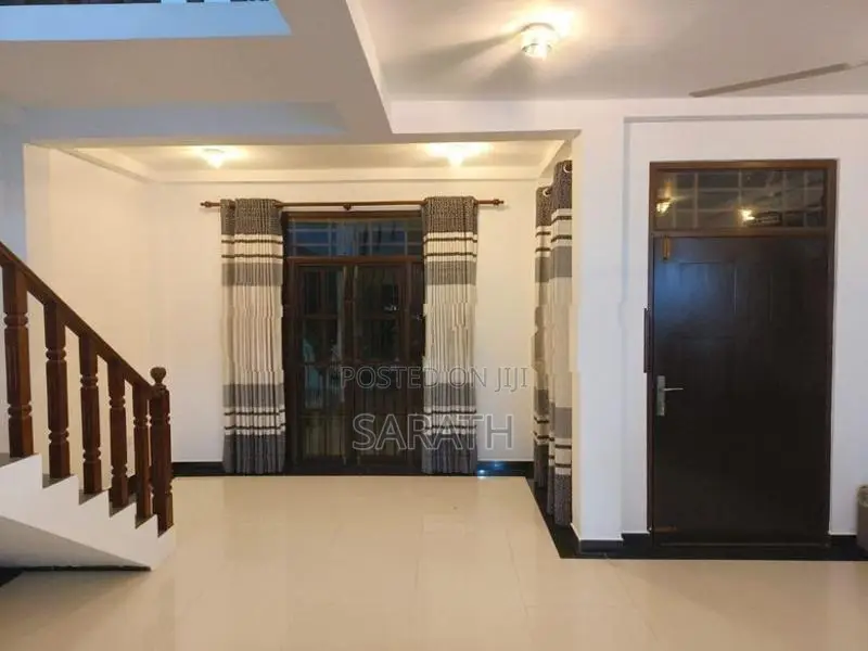 Good Condition House Sale Athurugiriya