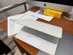 Apple iPad Pro Magic Keyboard 12.9