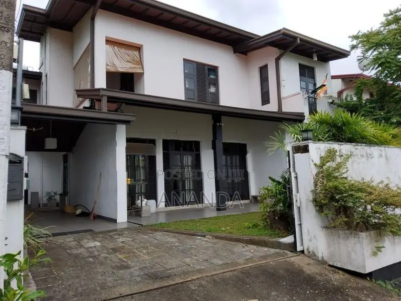 Valuable House for Sale Athurugiriya