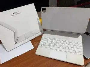 Apple iPad Pro Magic Keyboard 12.9