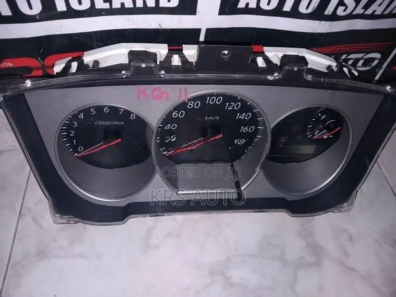 Nissan Blubird KG 11 Meter Cluster