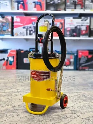 Picasso Brand RH 1121 12L Air pneumatic grease pump gun