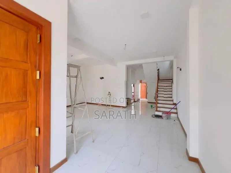 Luxury Brand New House Sale Malabe