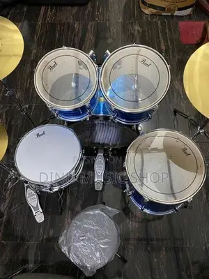Acoustic Drum Set