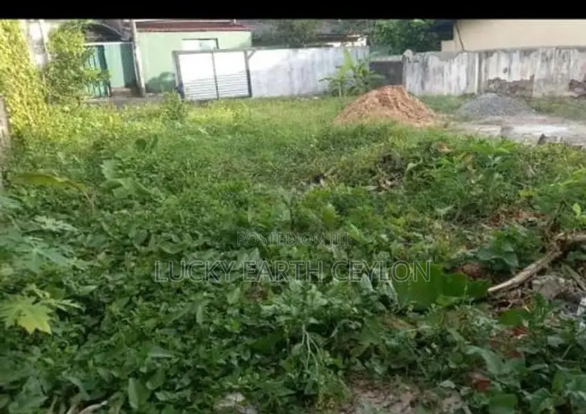 Sale Rathmalana, Square Shaped Bare Land For (ZMS3056)