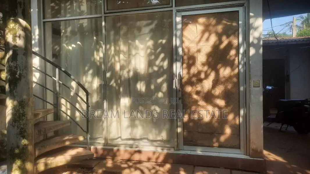 ☆ Boralesgamuwa Rattanapitiya Building For Rent ( R- 631)