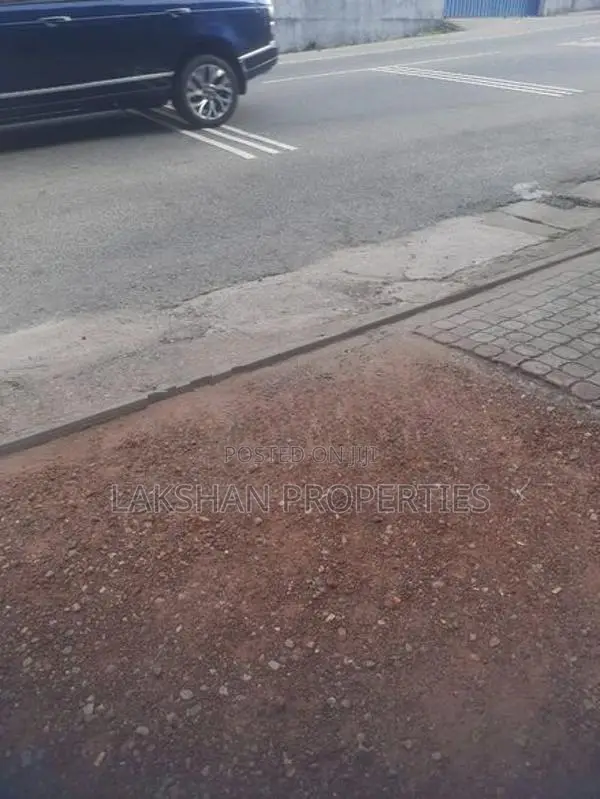 Land For Sale In Boralesgamuwa