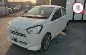 Daihatsu Mira ES 2024