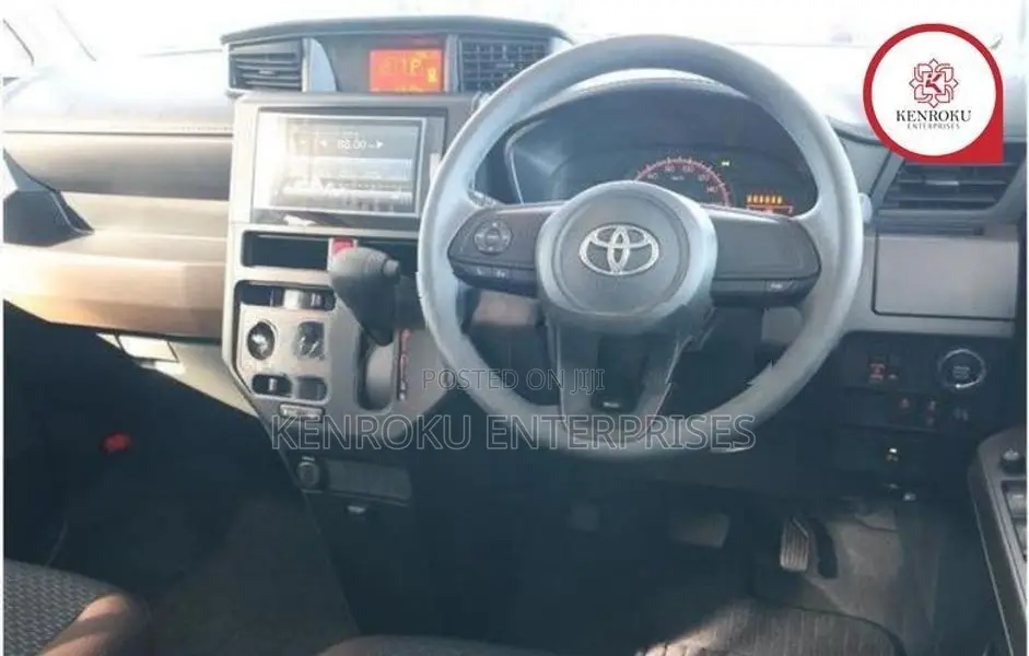 Toyota Roomy 2024
