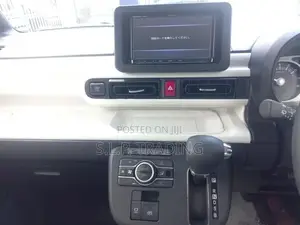 Daihatsu Canbus Double Power Door 2023