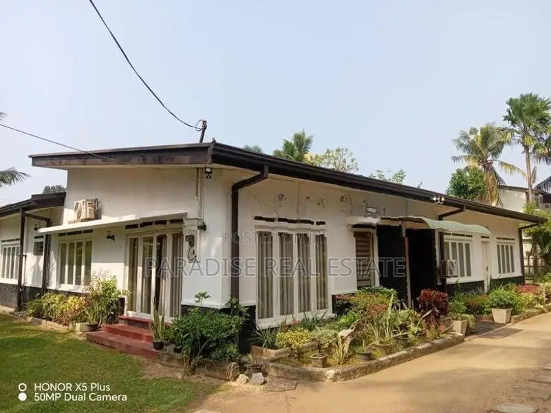 Land for Sale with Single Storey House