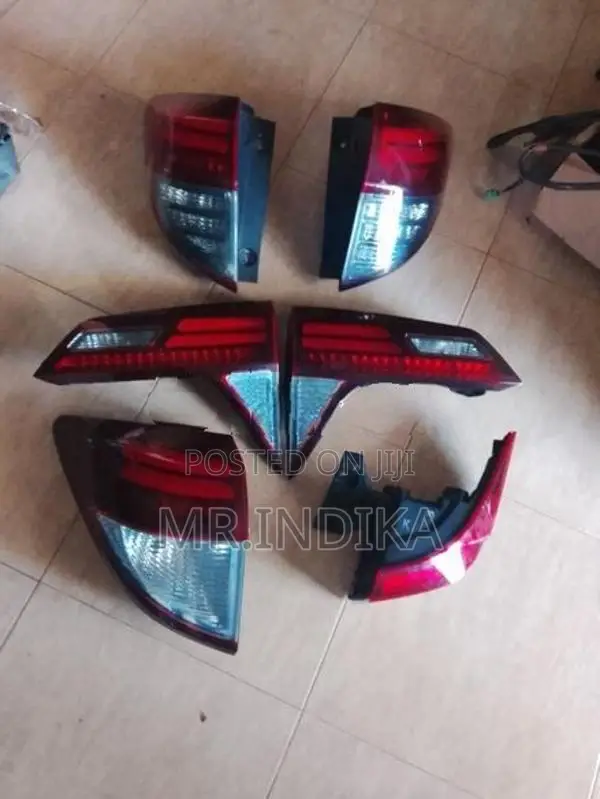 Honda Vezel Tail Light