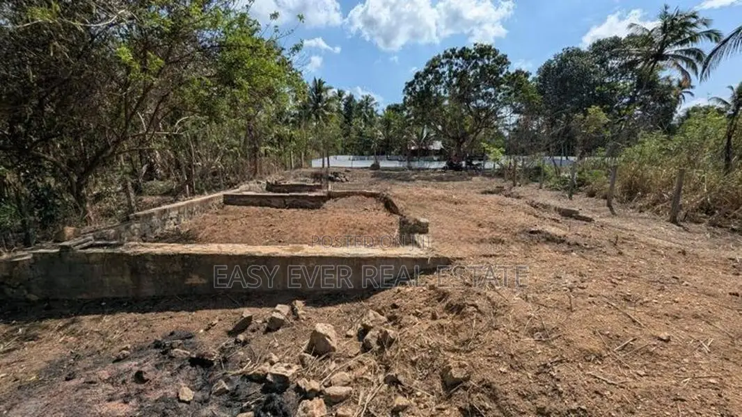 Land for sale in Giriulla