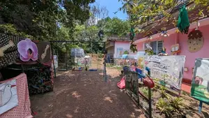 පැරණි නිවසක් සමග ඉඩමක්