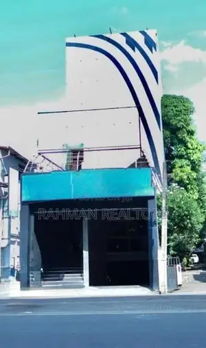 Spacious Commercial Building Facing Galle Road For Sale Colombo 04