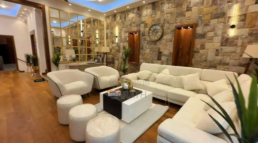 Fully A/C Super Luxury House Sale Battaramulla