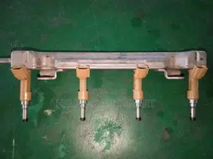 Toyota Prius W30 Injector Rail