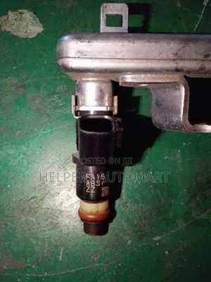 Honda Fit GP5 Injector Rail